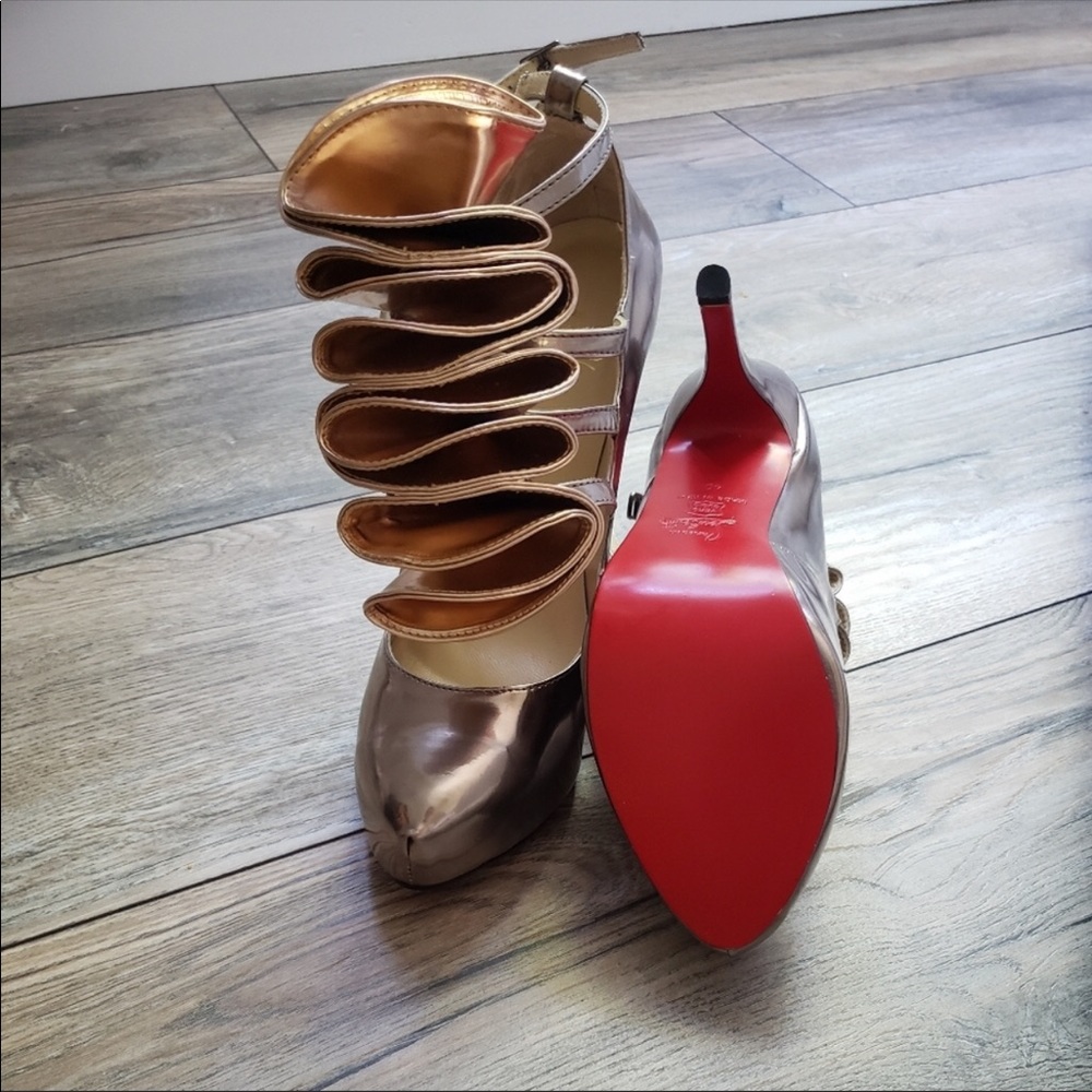 Christian LOUBOUTIN Heels